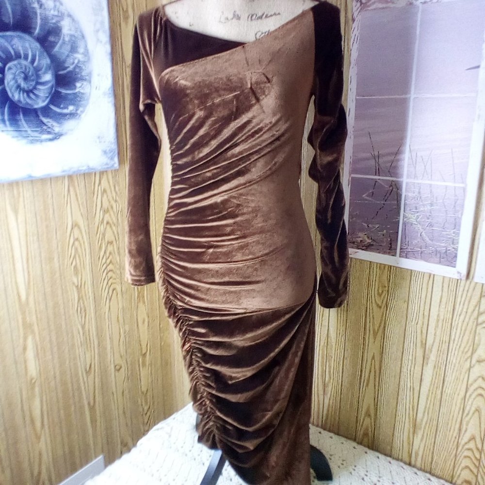 Rosedress long sleeve ruched dress